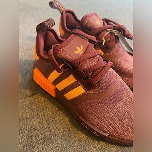 Adidas Originals NMD R1 in 7.5W/6Y & 6W (NEW)